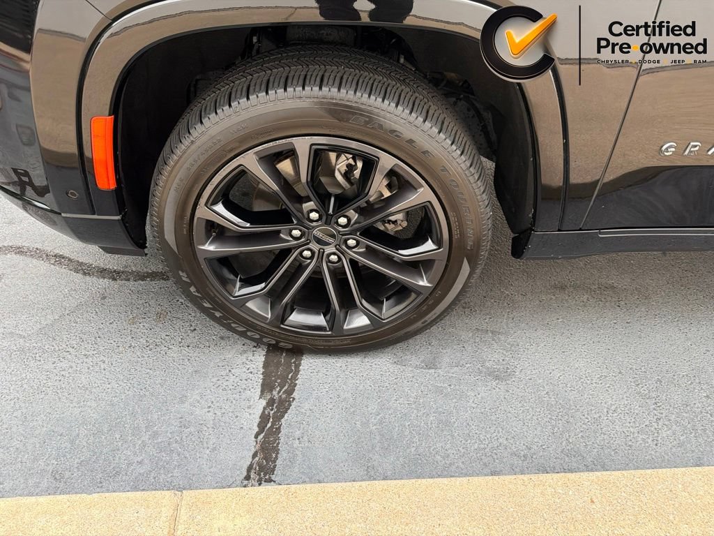 Certified 2023 Jeep Grand Wagoneer Series II AWD/4WD image 16