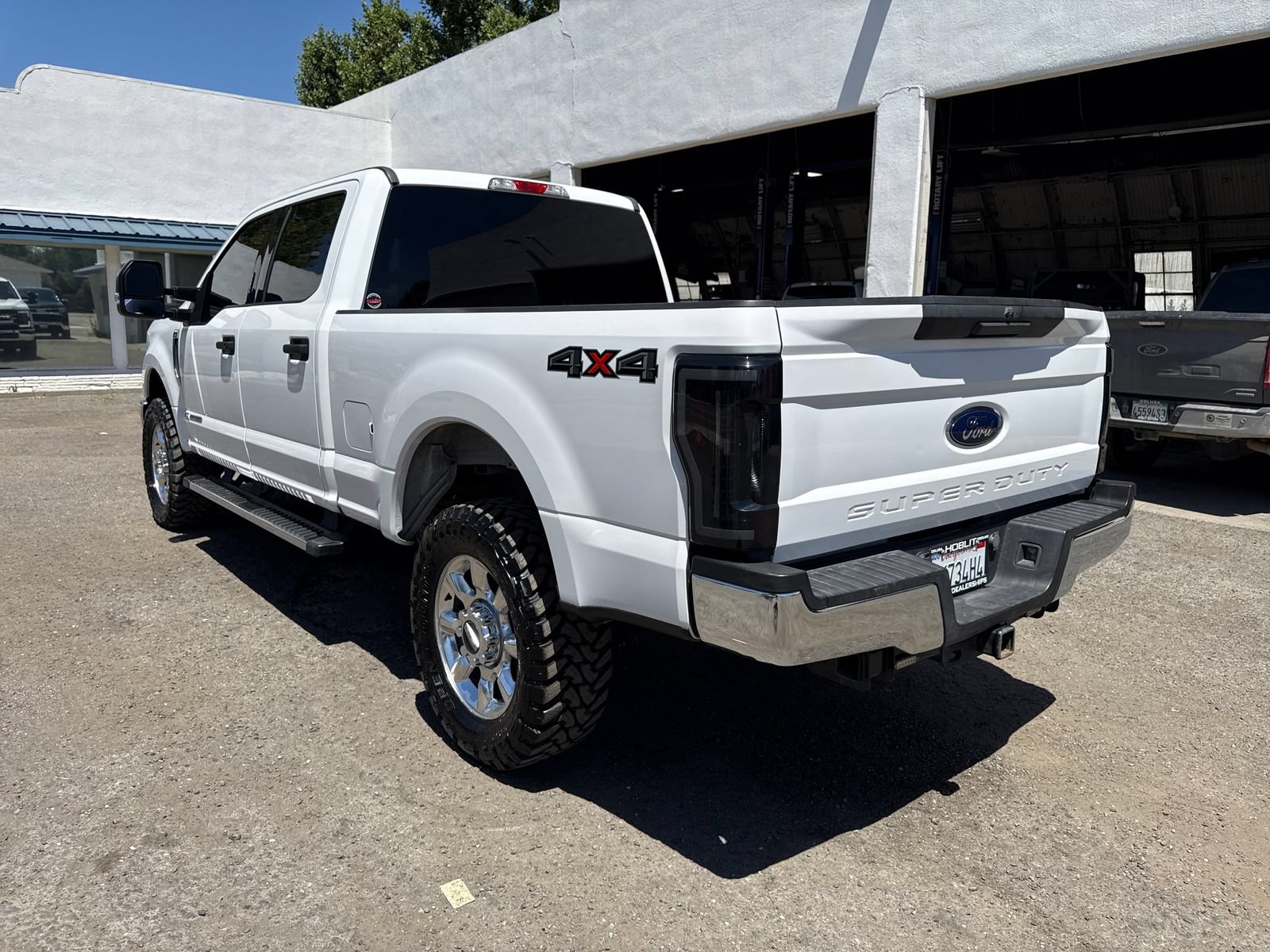 Used 2019 Ford F250 XLT w/ Snow Plow Prep Package AWD/4WD image 3