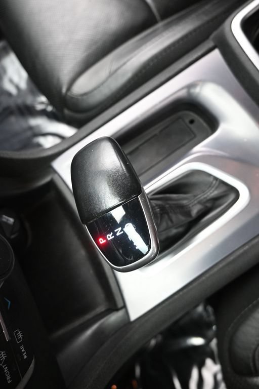 Used 2020 Dodge Charger SXT w/ Leather Interior Group RWD image 33