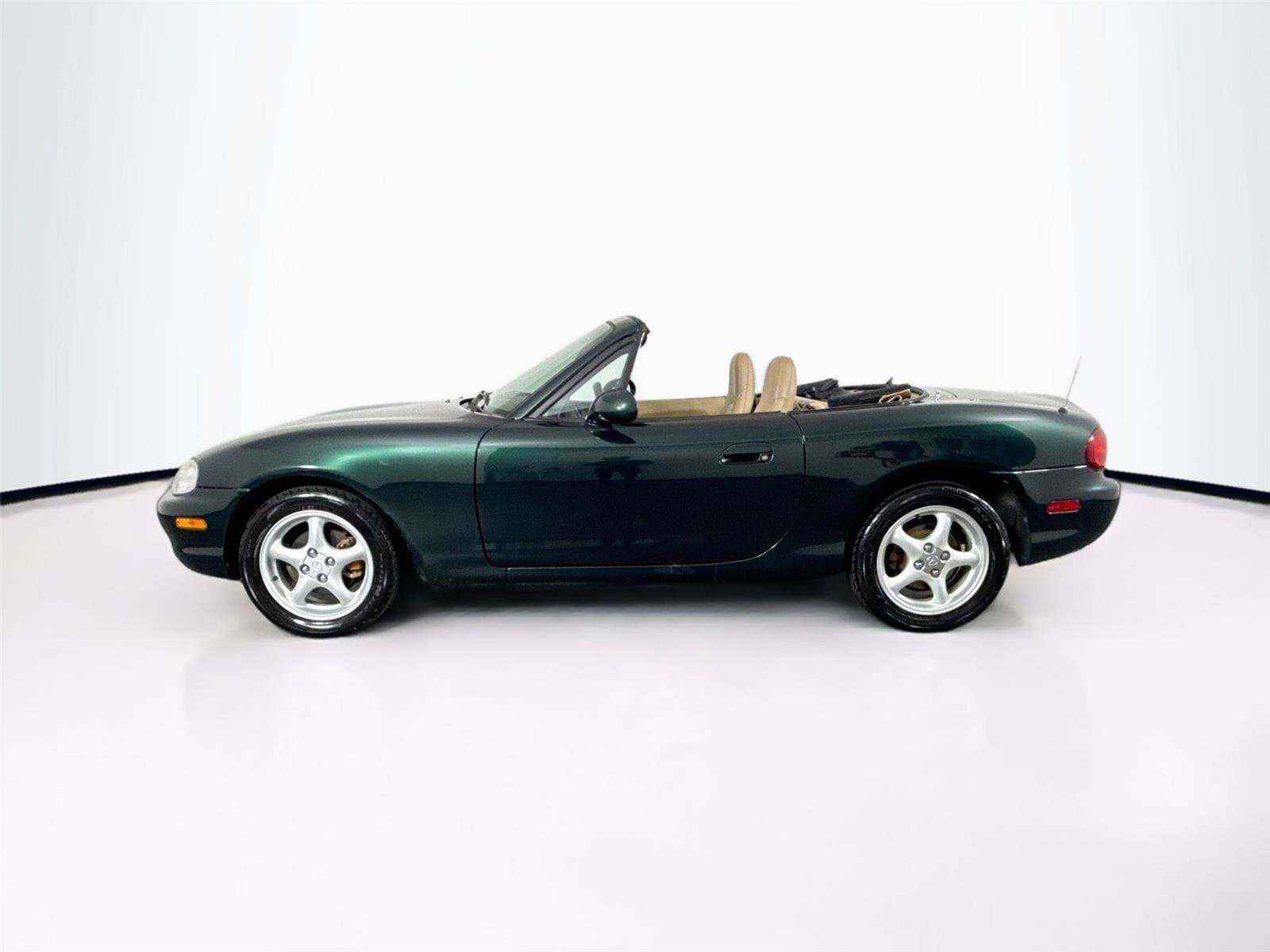 Used 1999 MAZDA MX-5 Miata RWD image 21