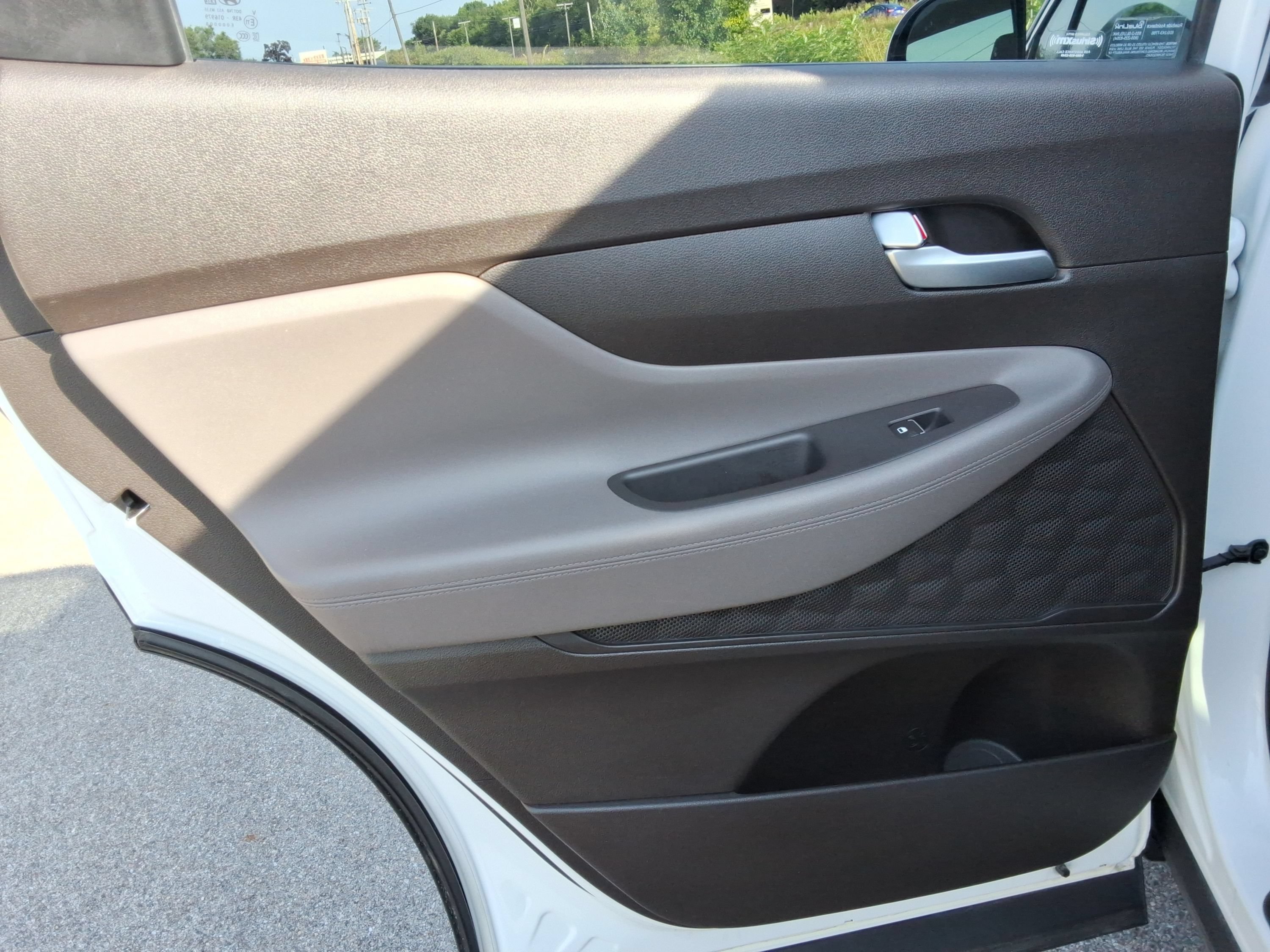 Used 2019 Hyundai Santa Fe SEL AWD/4WD image 23