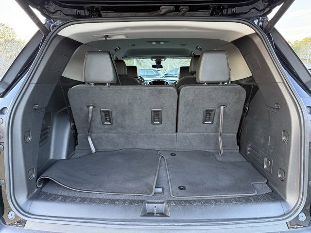 Used 2020 Chevrolet Traverse RS image 34