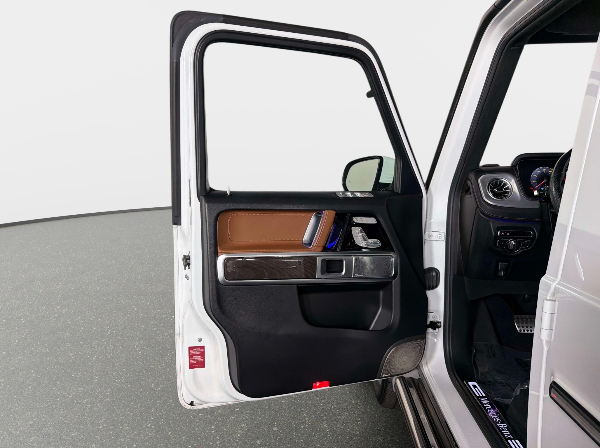 Used 2022 Mercedes-Benz G 550 image 30
