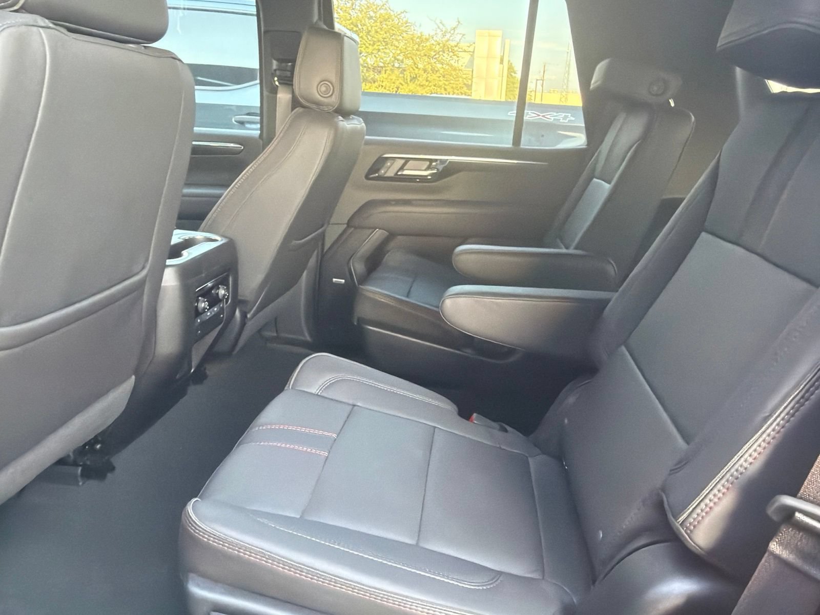 Used 2026 Chevrolet Tahoe RST w/ Comfort Package RWD image 9
