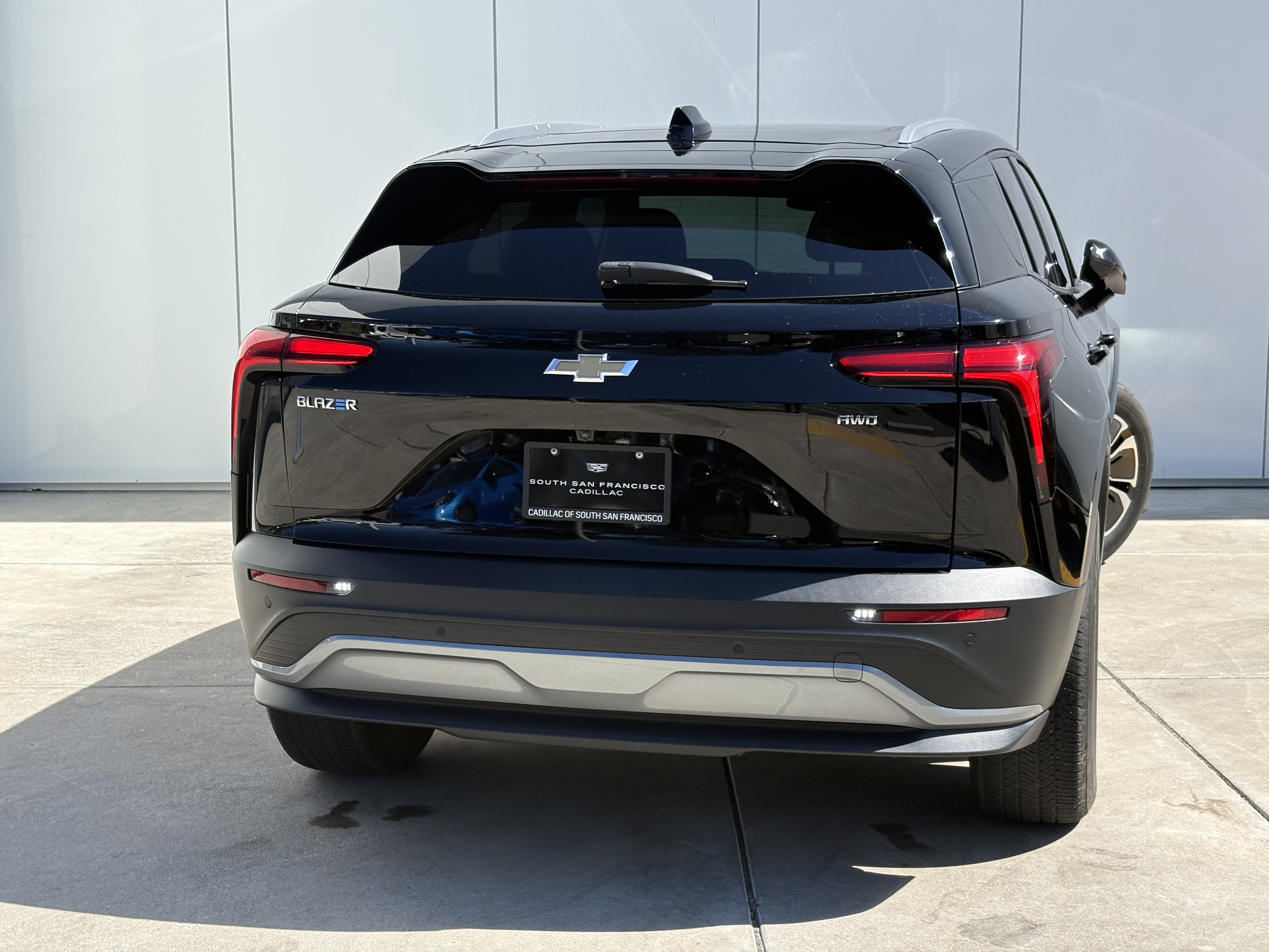 Used 2024 Chevrolet Blazer EV LT AWD/4WD image 6