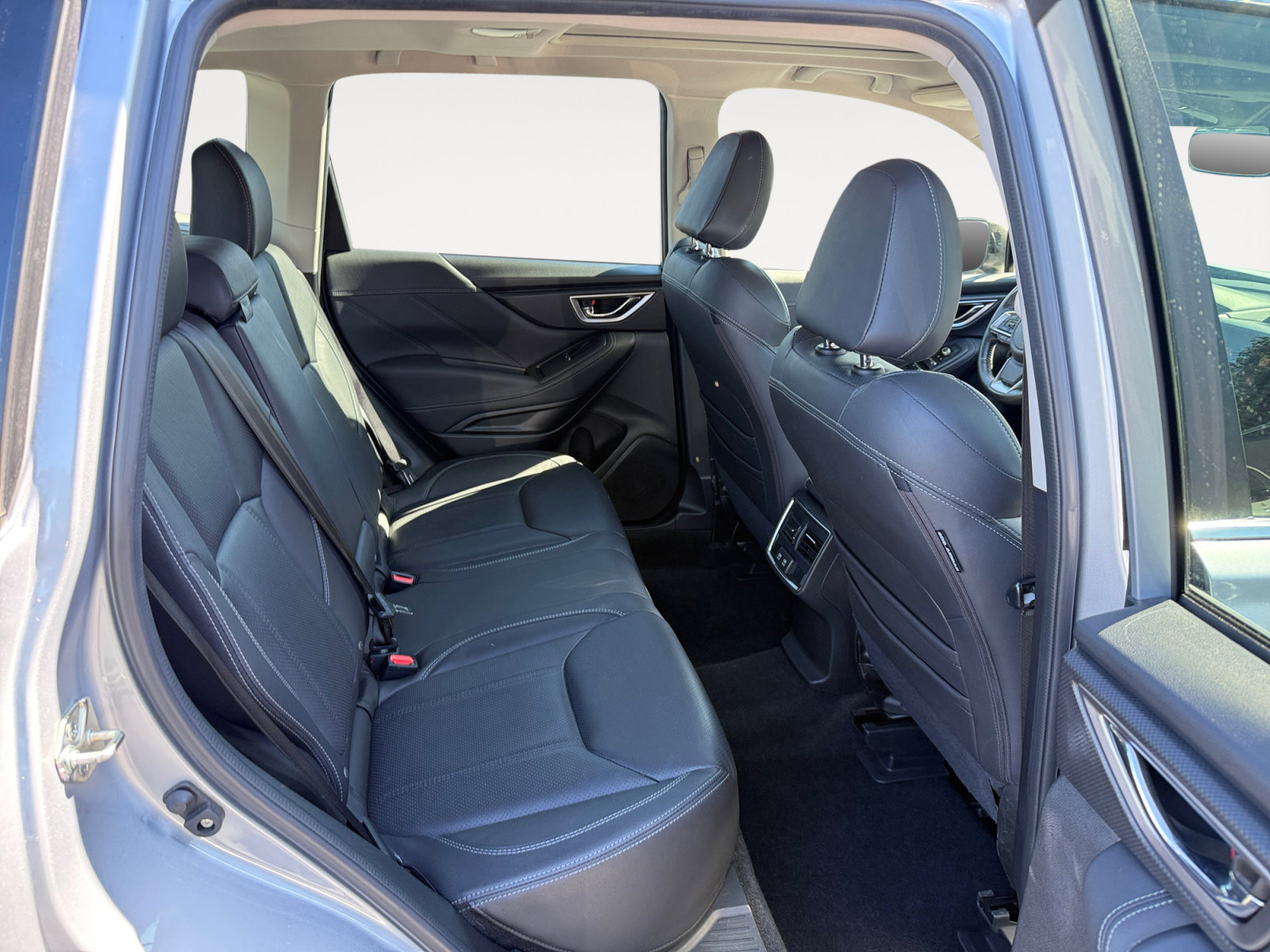 Used 2020 Subaru Forester Limited w/ Popular Package #3 AWD/4WD image 18