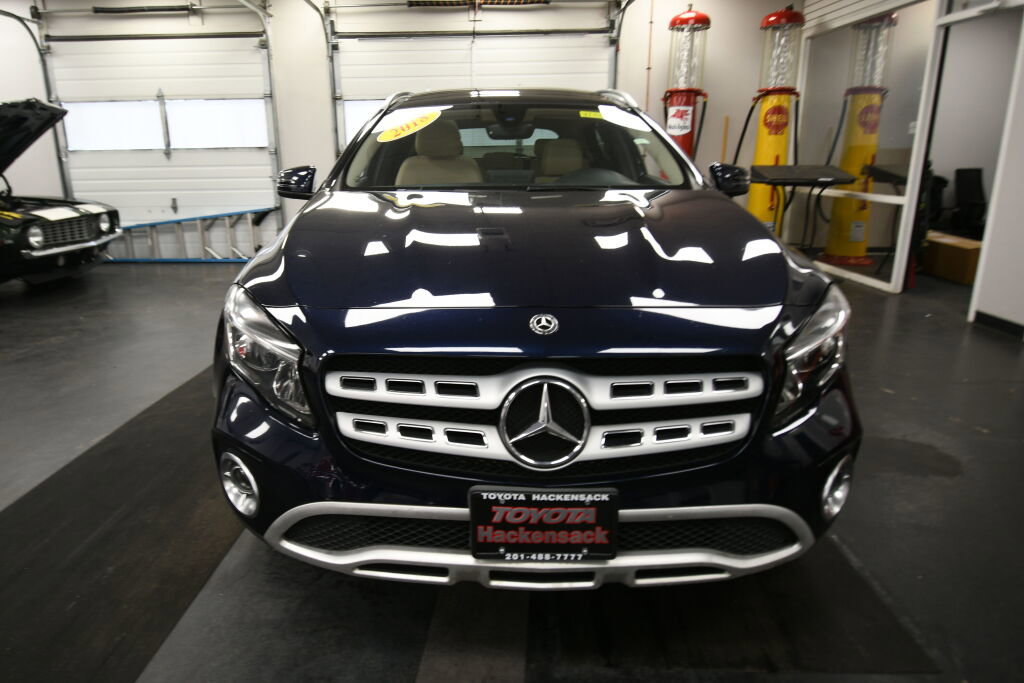 Used 2018 Mercedes-Benz GLA 250 4MATIC image 3