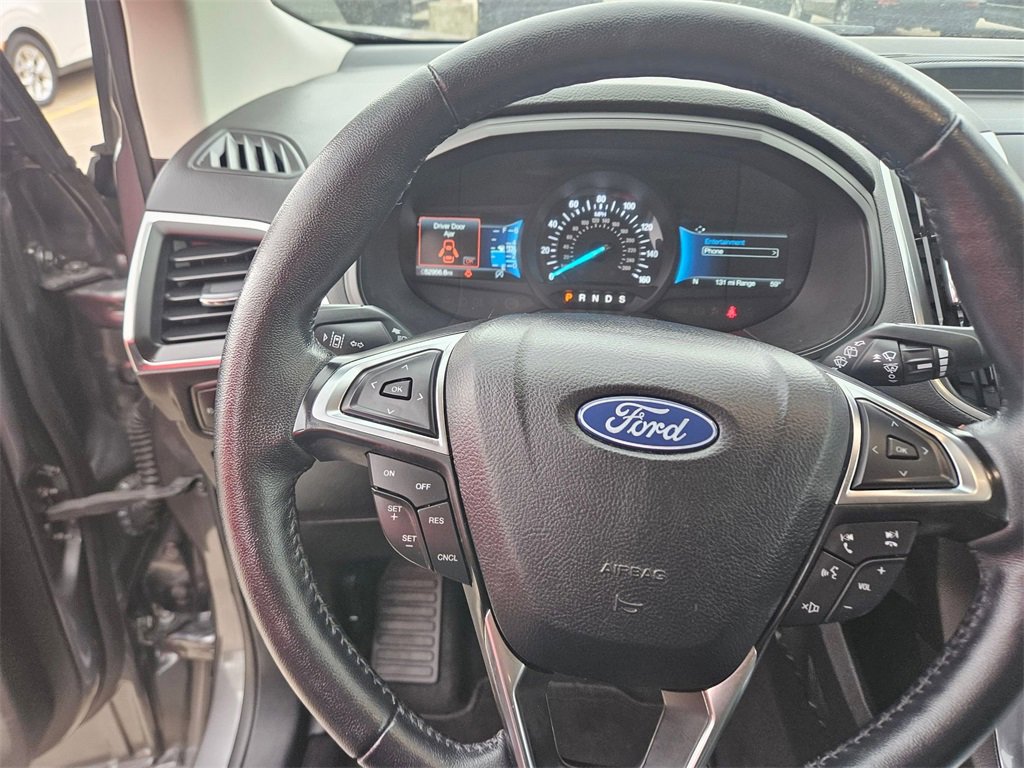 Used 2024 Ford Edge Titanium image 18