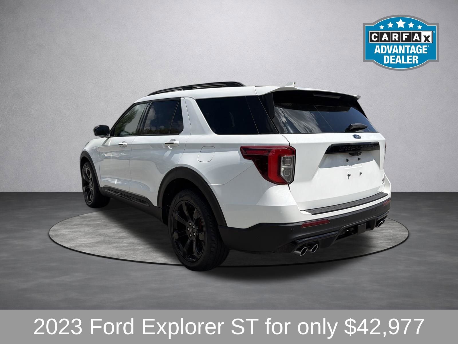 Used 2023 Ford Explorer ST w/ Equipment Group 401A AWD/4WD image 3