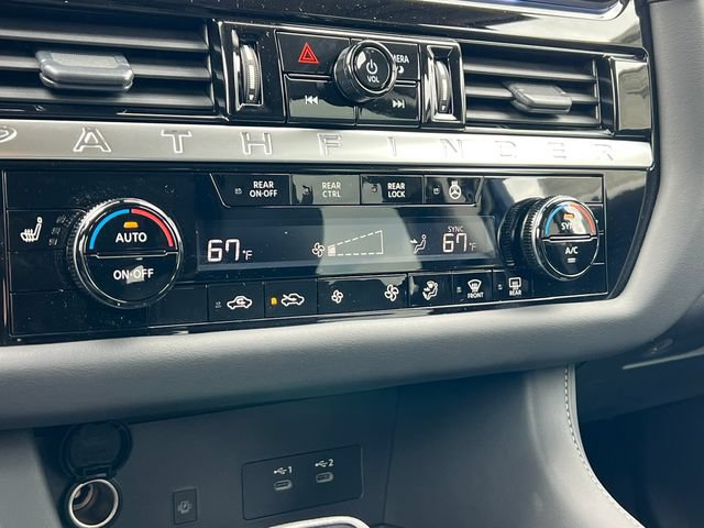 New 2026 Nissan Pathfinder SL AWD/4WD image 23