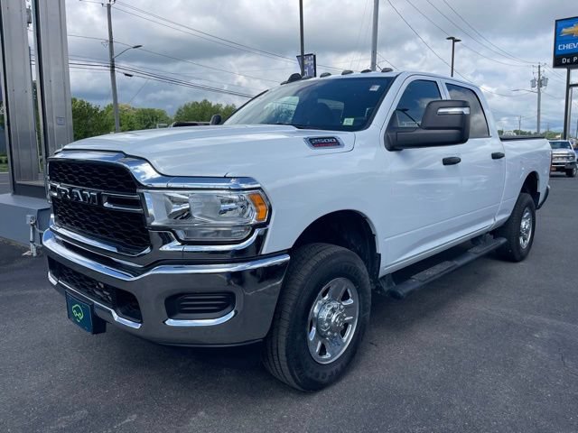 Used 2024 RAM 2500 Tradesman w/ Chrome Appearance Group AWD/4WD image 18