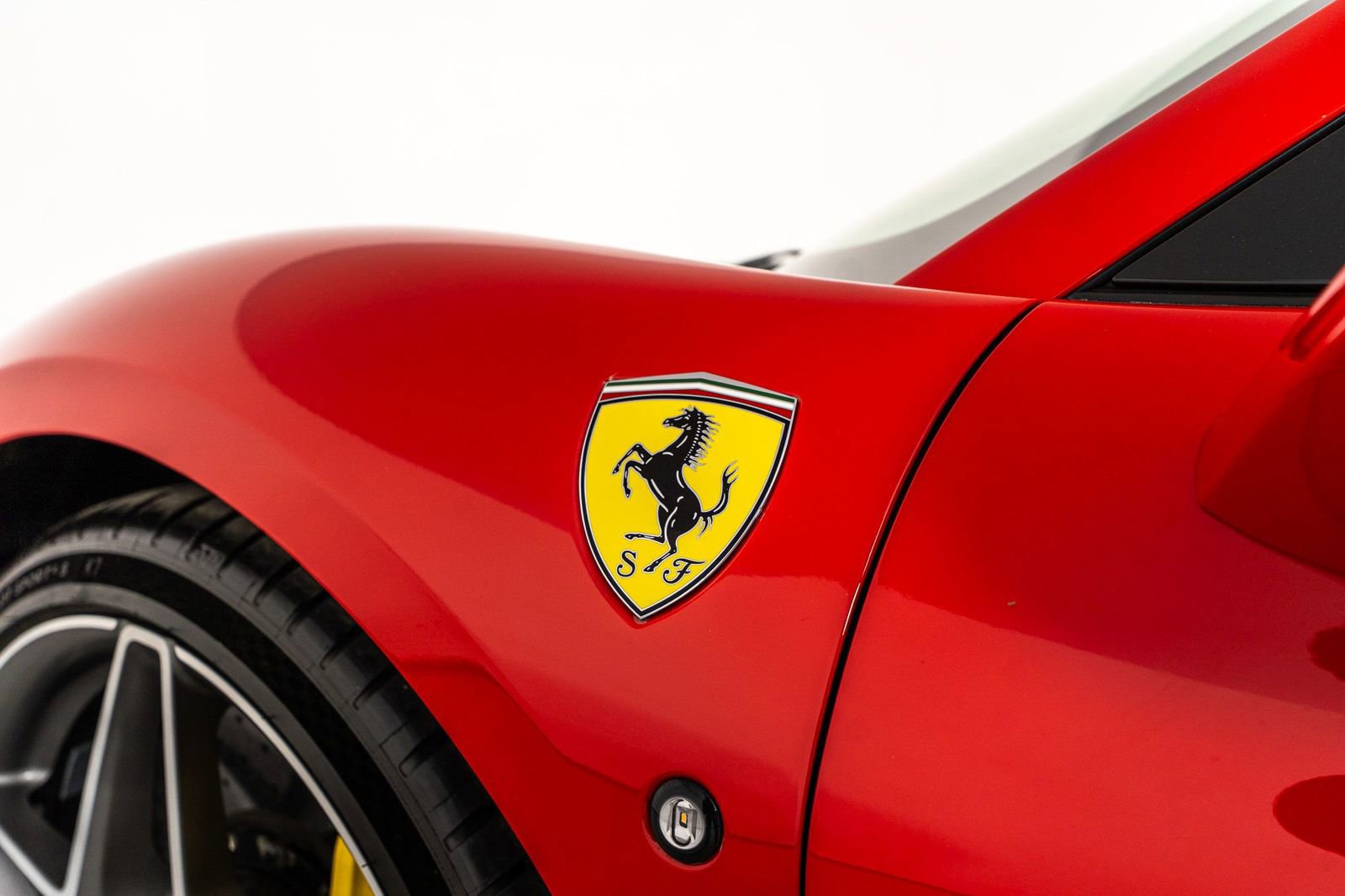 Certified 2021 Ferrari F8 Tributo Base image 21