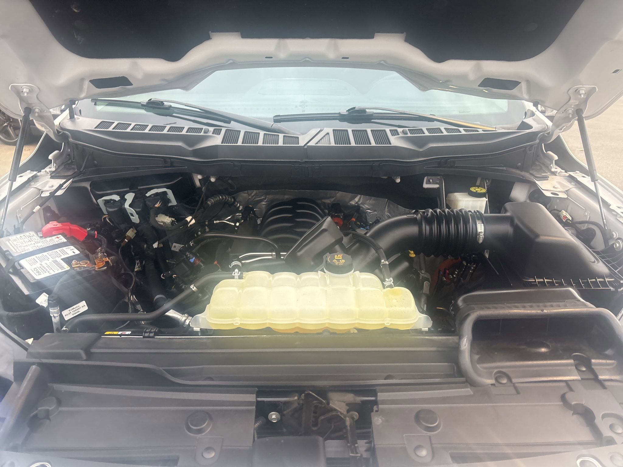 Used 2023 Ford F150 Lariat w/ Equipment Group 502A High image 13