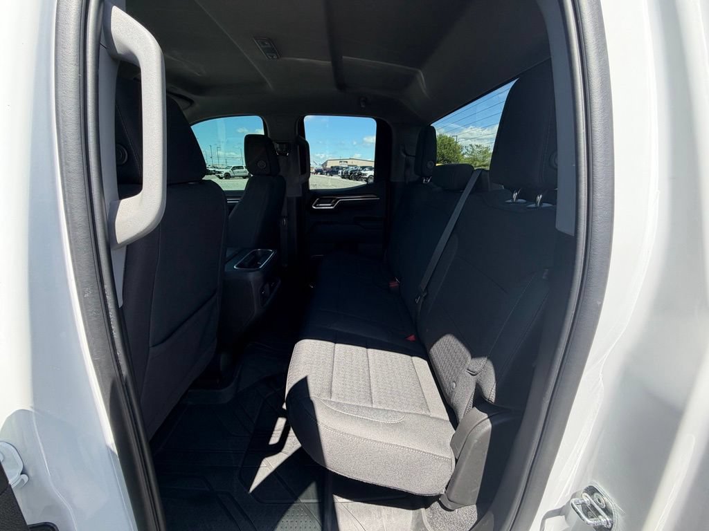 Used 2023 Chevrolet Silverado 1500 RST AWD/4WD image 6