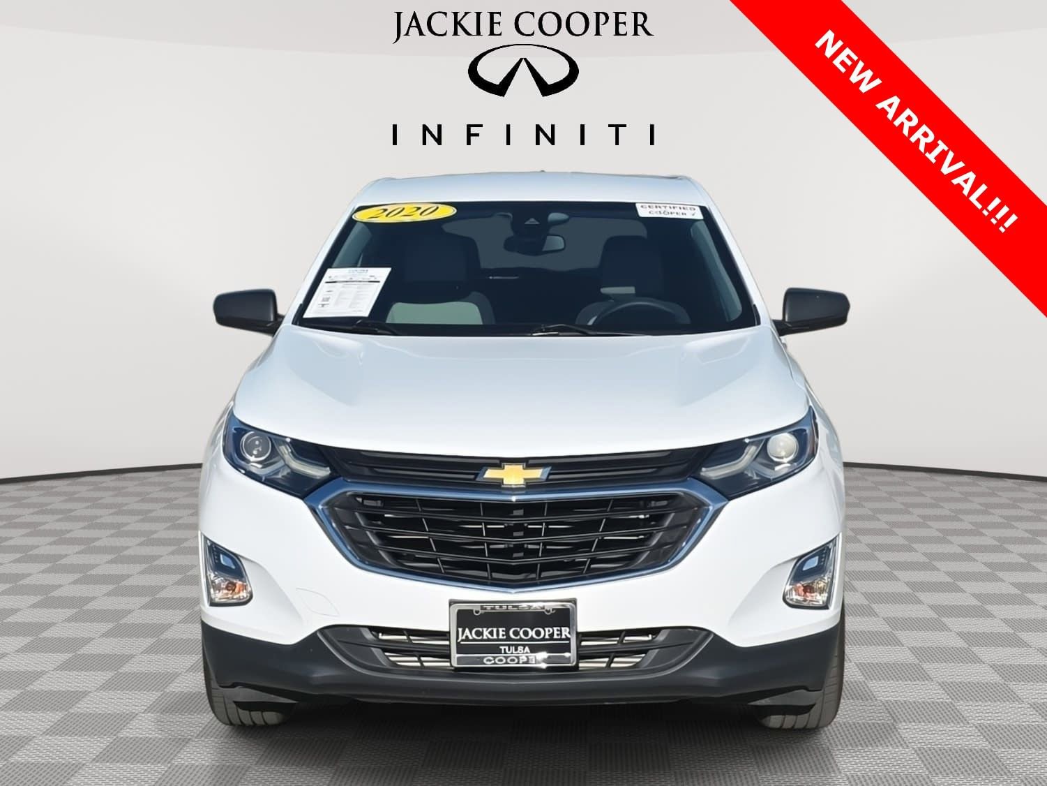 Used 2020 Chevrolet Equinox LS w/ LS Convenience Package image 2