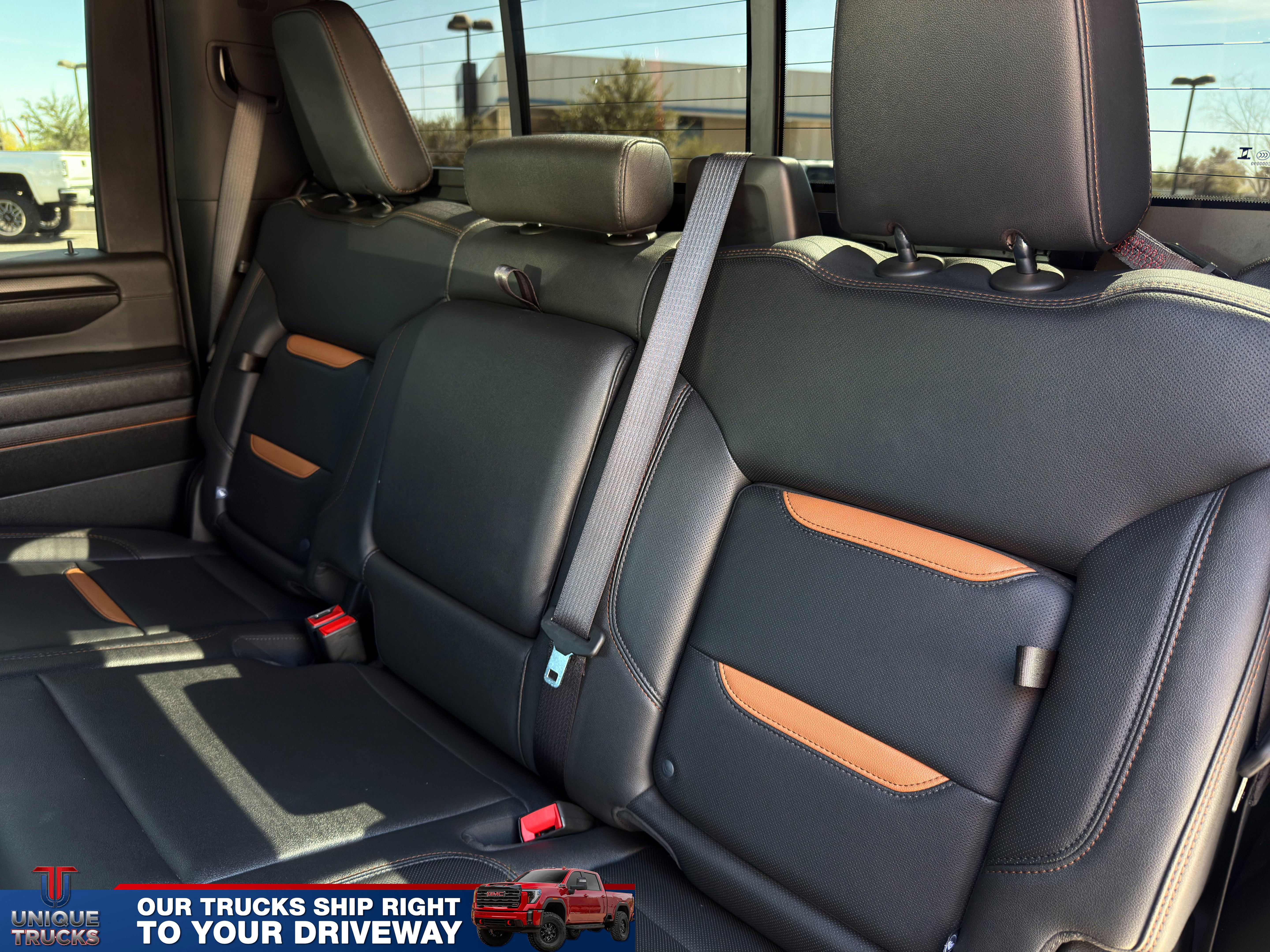 Used 2024 GMC Sierra 2500 AT4 w/ AT4 Premium Plus Package AWD/4WD image 23