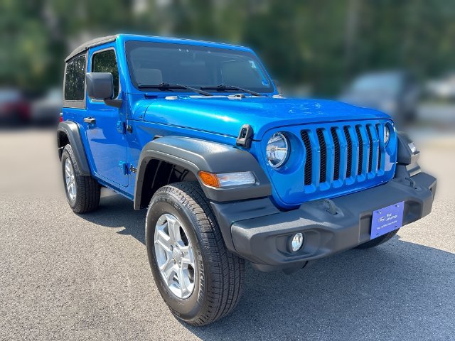 Used 2021 Jeep Wrangler Sport AWD/4WD image 2