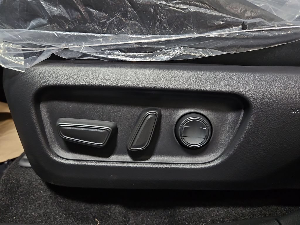 New 2026 Toyota RAV4 XSE AWD/4WD image 59