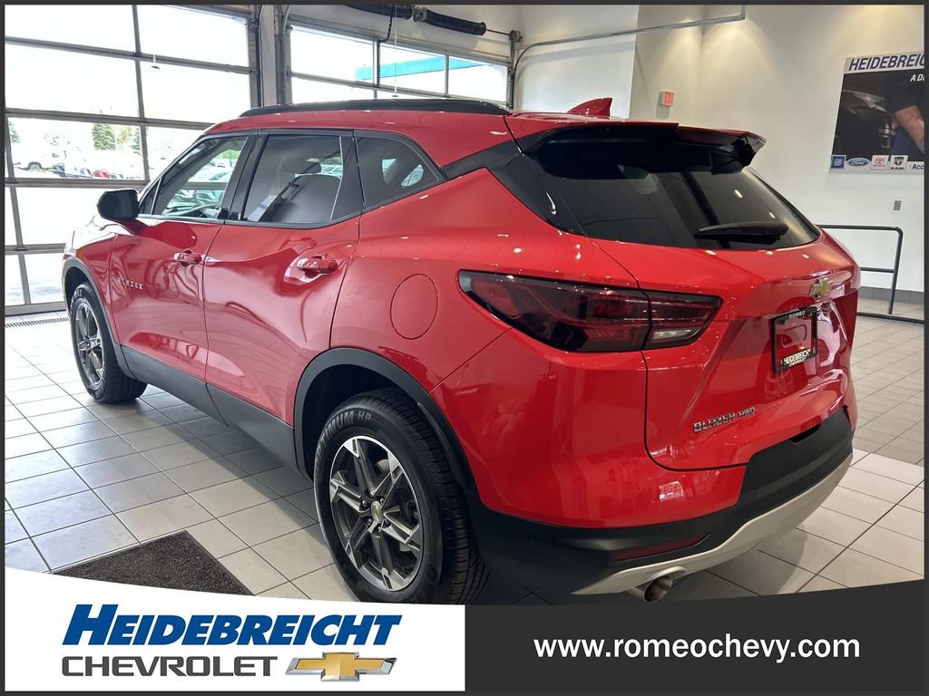Used 2024 Chevrolet Blazer LT w/ Convenience Package AWD/4WD image 5