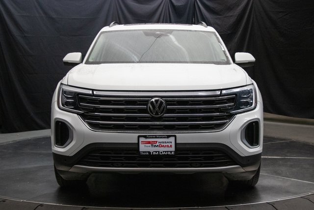 Used 2024 Volkswagen Atlas SE image 4