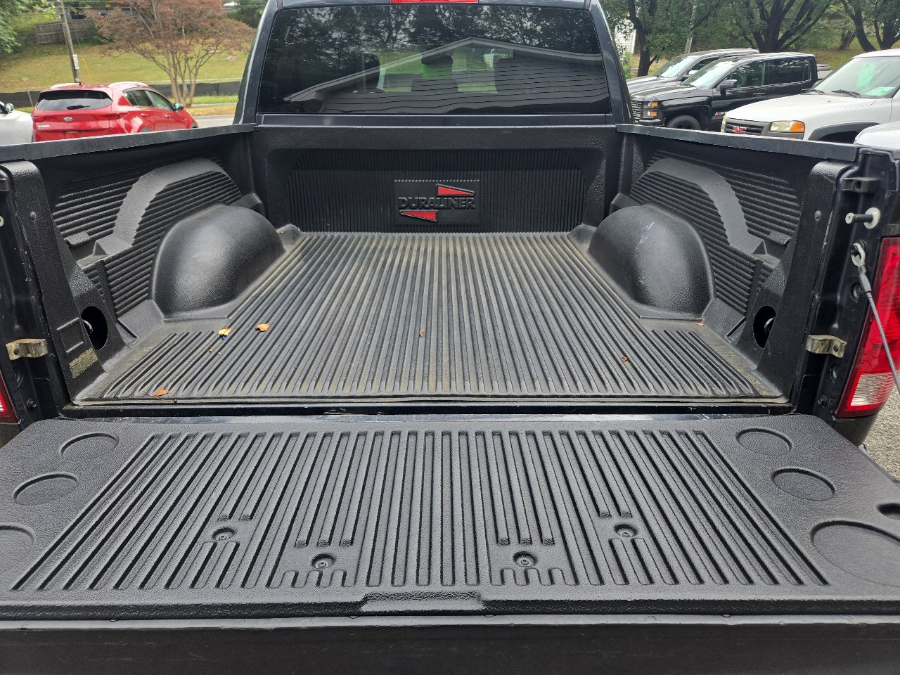 Used 2017 RAM 1500 Express w/ Express Value Package image 14