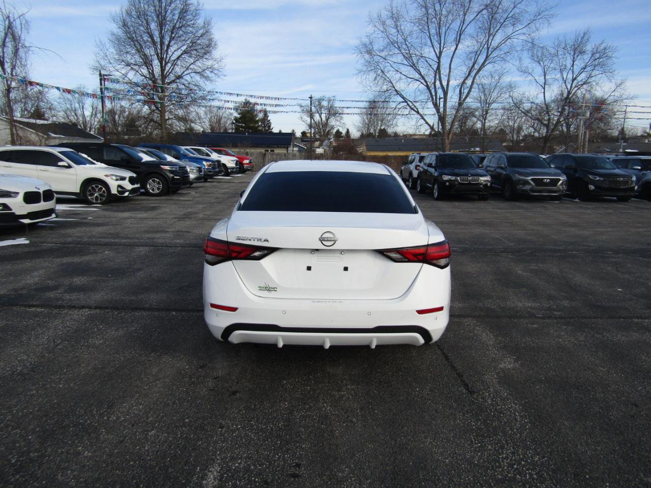 Used 2025 Nissan Sentra S w/ Lighting Package image 6
