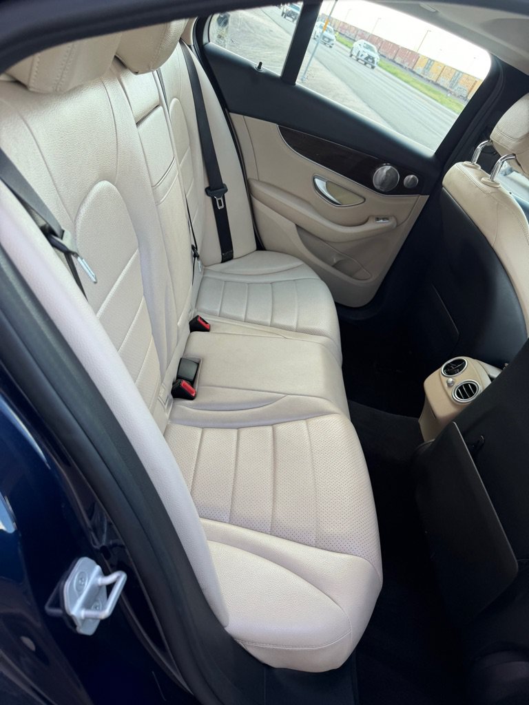 Used 2015 Mercedes-Benz C 300 4MATIC Sedan w/ Premium 1 Package image 9
