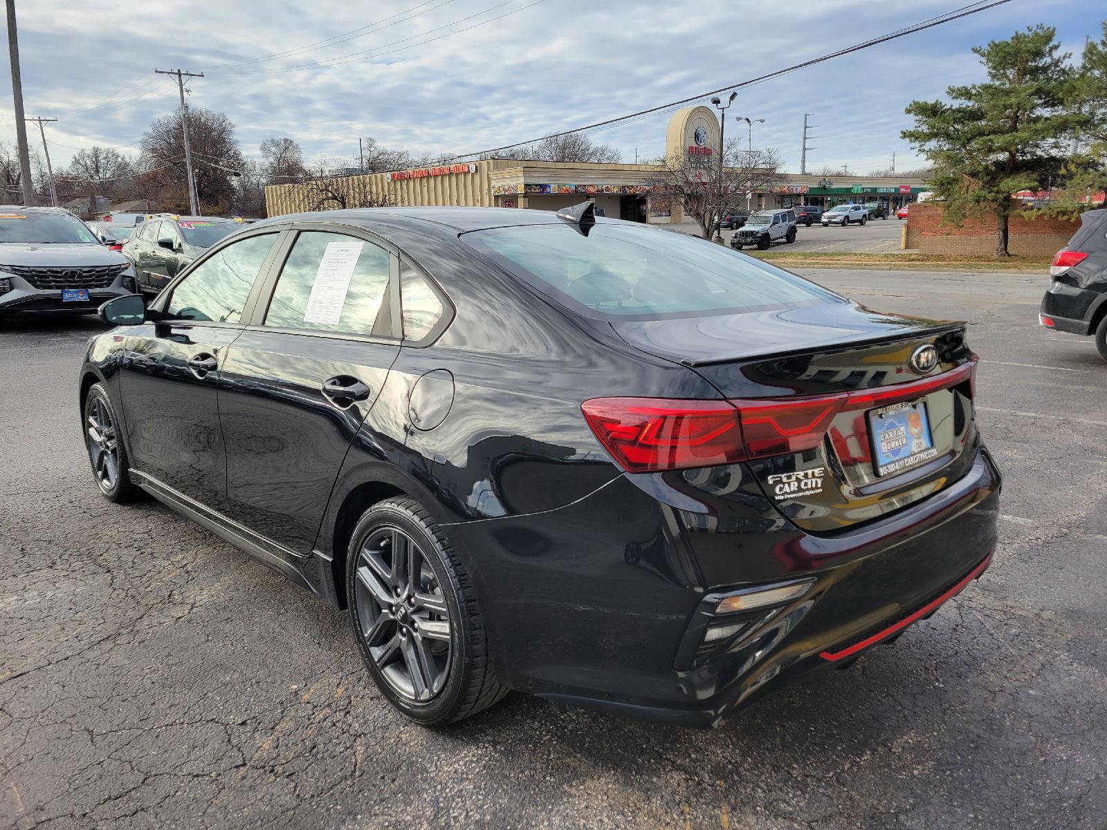 Used 2021 Kia Forte GT-Line image 25