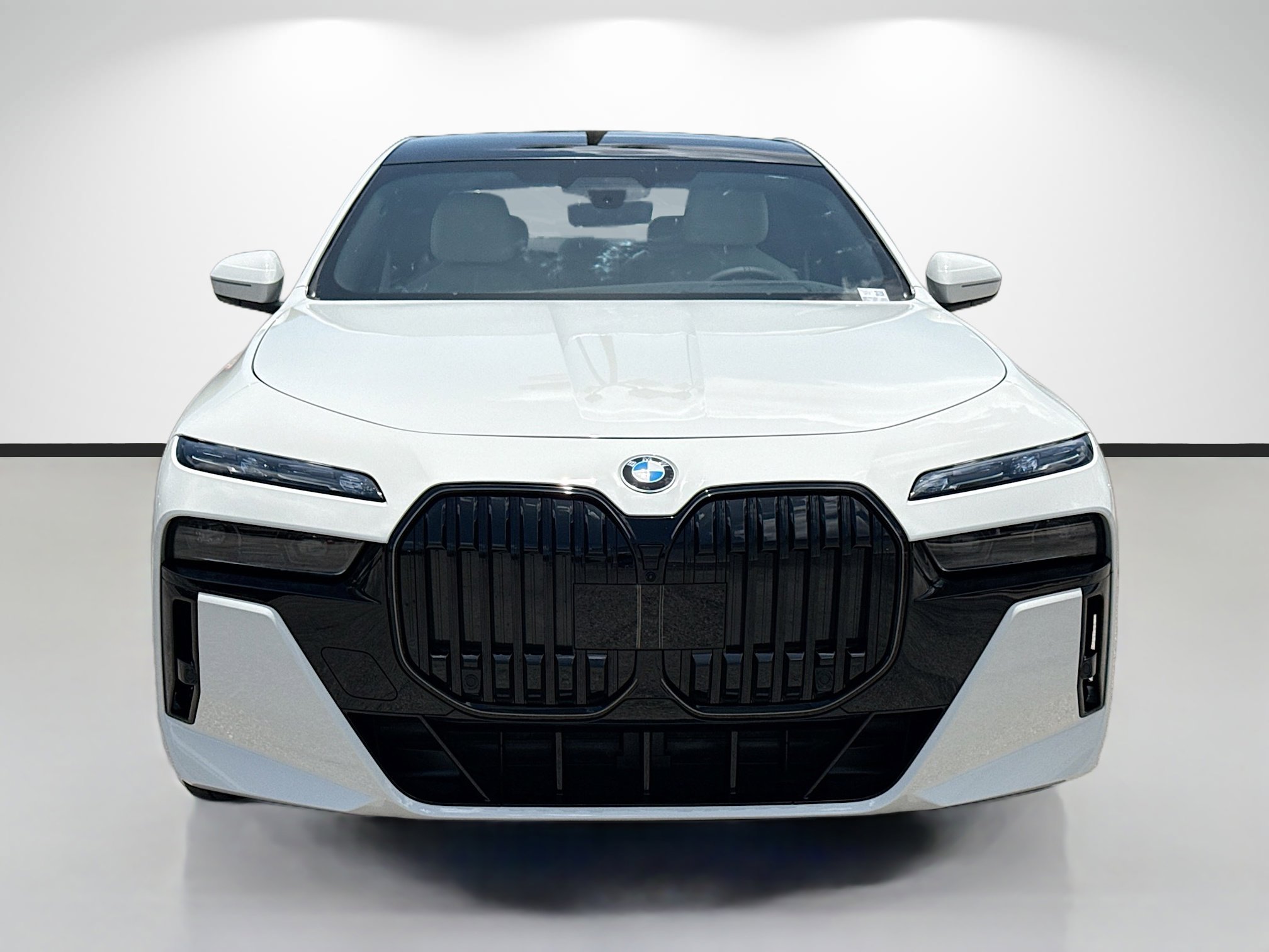 New 2026 BMW 760i xDrive AWD/4WD image 8