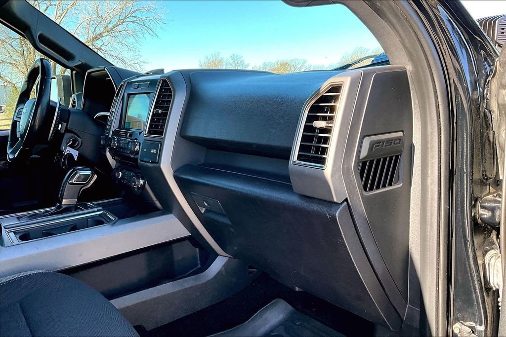 Used 2018 Ford F150 Raptor image 14