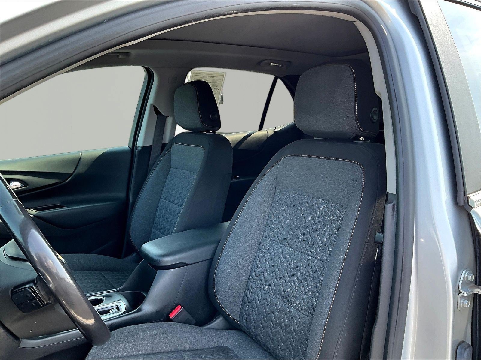 Used 2022 Chevrolet Equinox LT FWD image 21