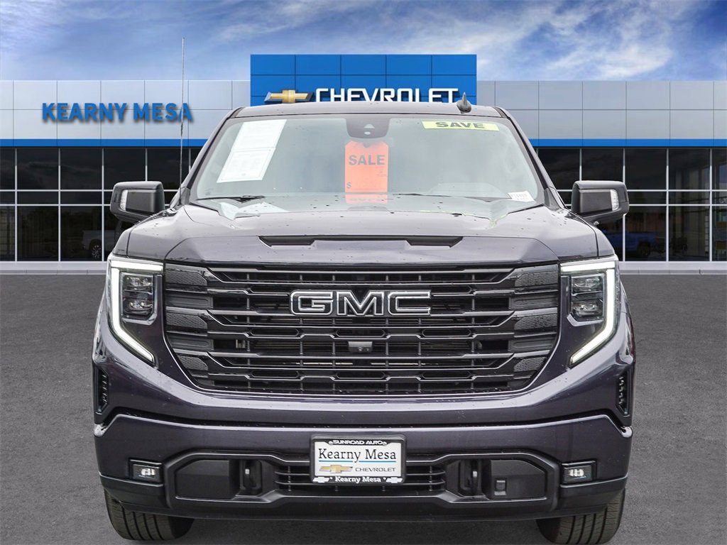 Used 2022 GMC Sierra 1500 Elevation w/ Elevation Premium Package image 2