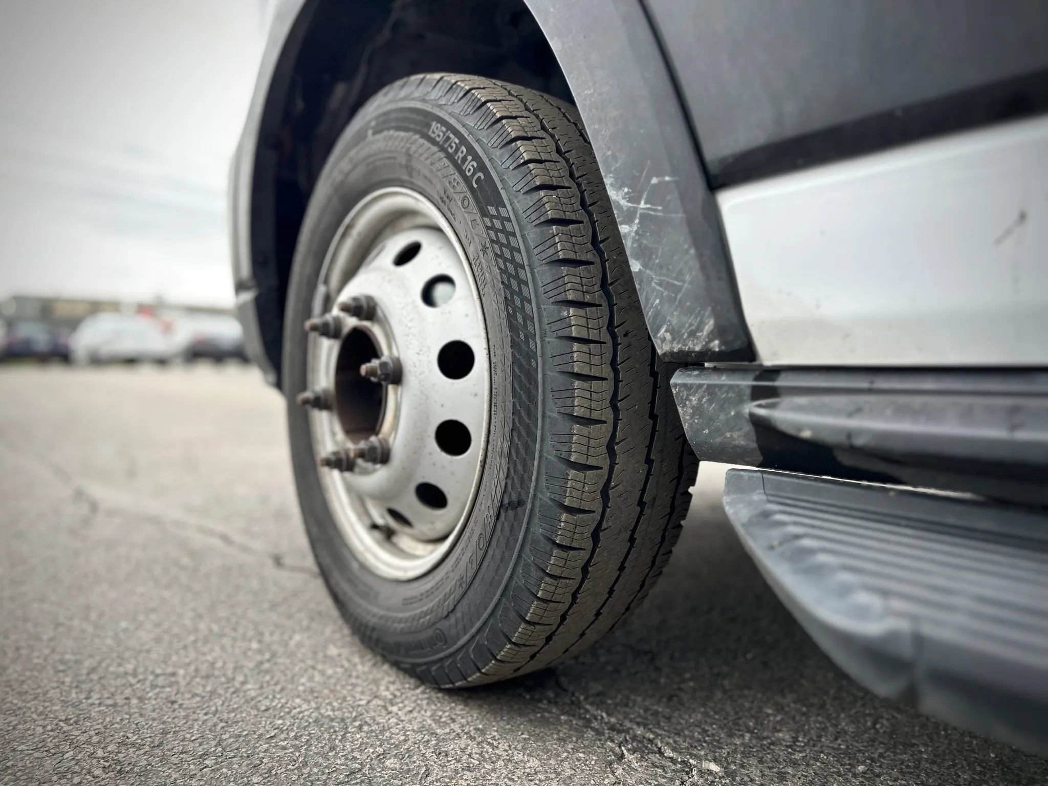 Used 2023 Ford Transit 350 XL image 25