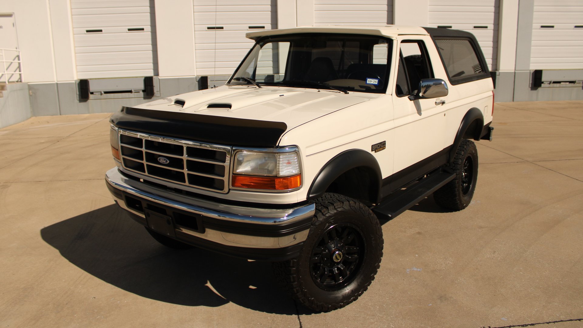 Used 1995 Ford Bronco Eddie Bauer AWD/4WD image 2