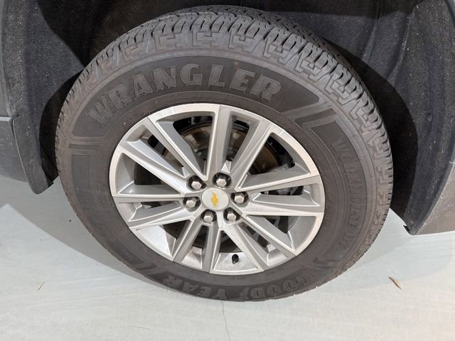 Used 2022 Chevrolet Traverse LT image 9