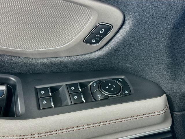 New 2025 Ford Expedition Active image 18