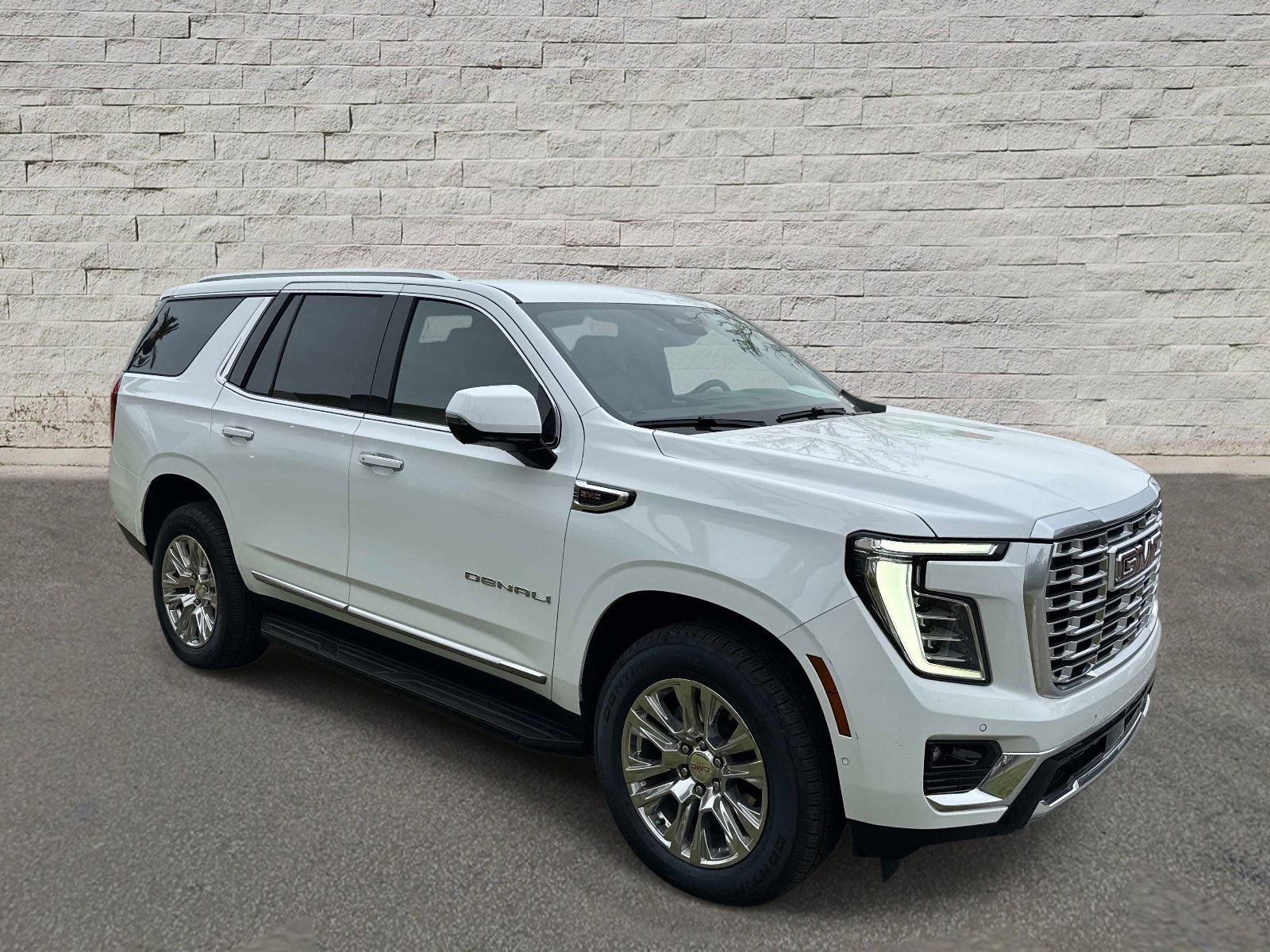Used 2025 GMC Yukon Denali AWD/4WD image 7