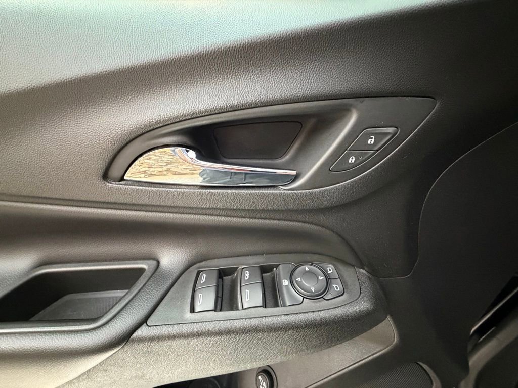 Used 2020 Chevrolet Equinox LT image 26
