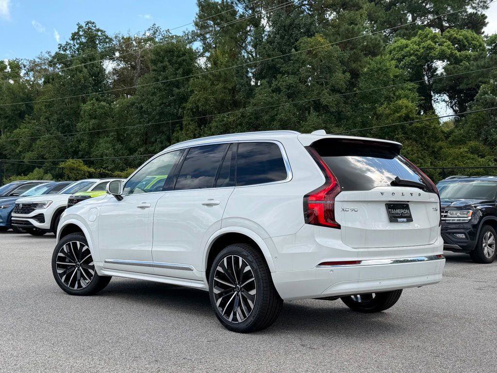 New 2026 Volvo XC90 T8 Plus w/ Protection Package Premier AWD/4WD image 7