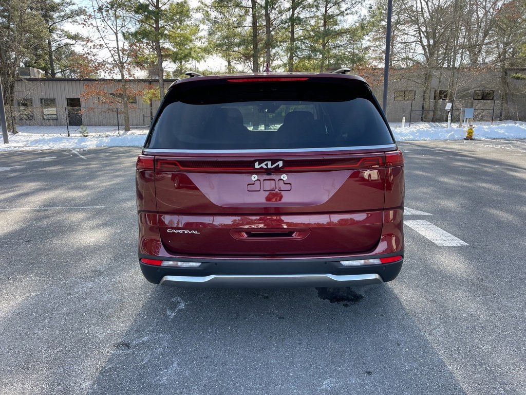 Used 2023 Kia Carnival SX Prestige image 6