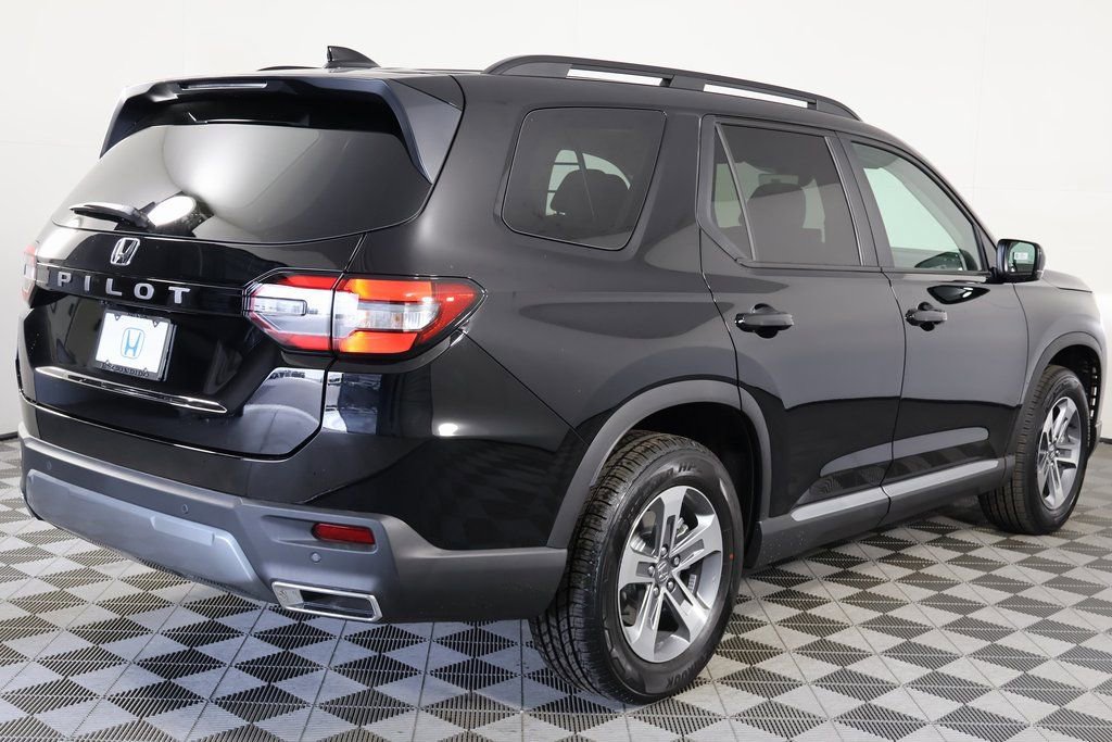 New 2026 Honda Pilot EX-L image 2