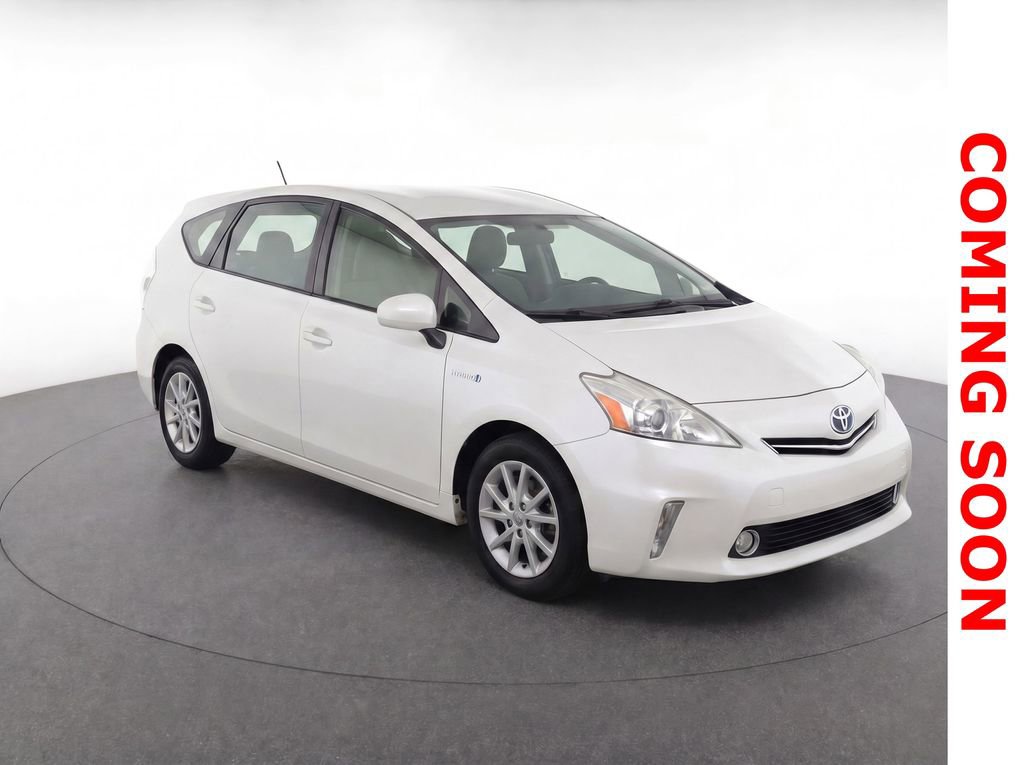 Used 2014 Toyota Prius V Five FWD image 3