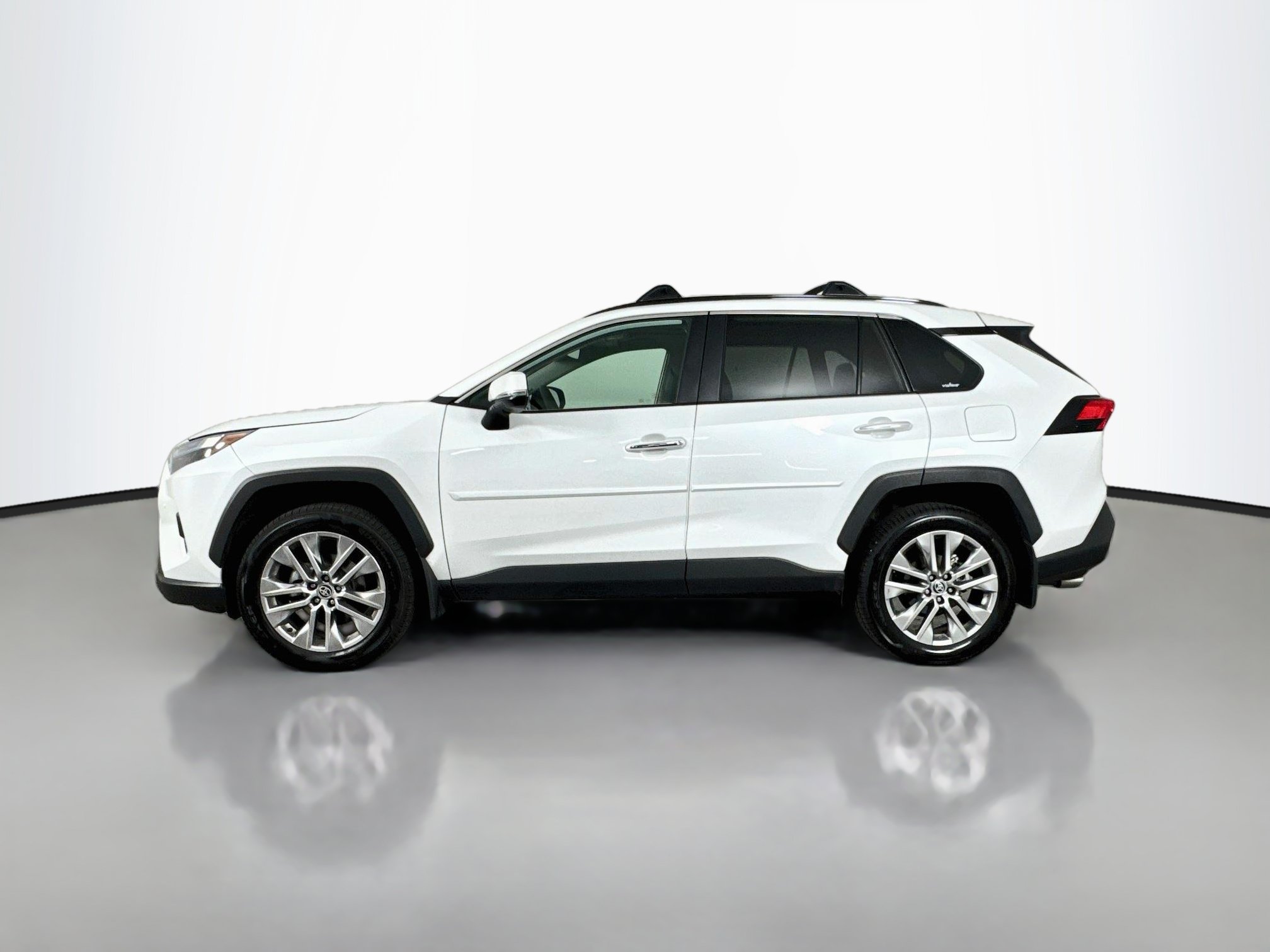Certified 2025 Toyota RAV4 Limited w/ Weather Package AWD/4WD image 4