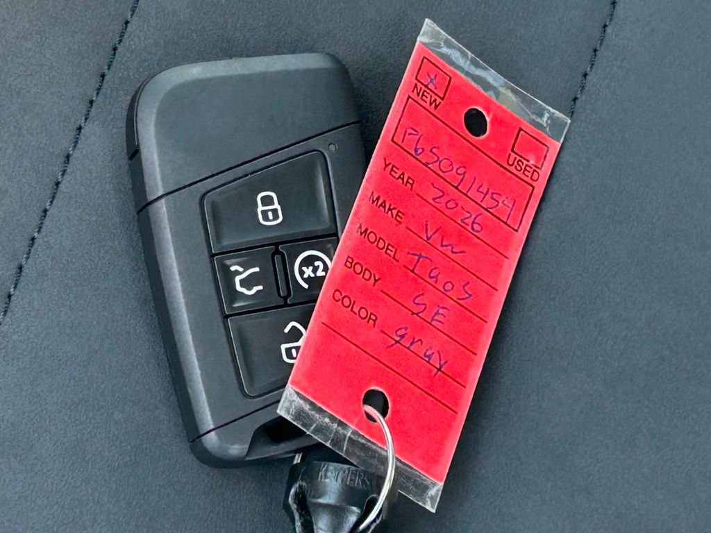 New 2026 Volkswagen Taos SE FWD image 54