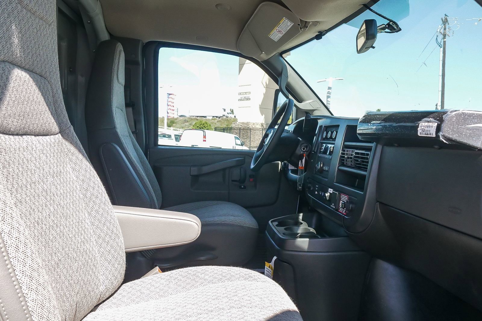 New 2026 Chevrolet Express 3500 w/ Power Convenience Package image 11