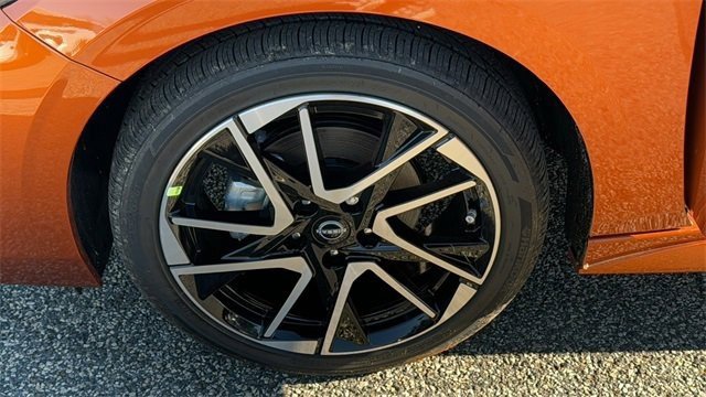 New 2025 Nissan Sentra SR w/ SR Premium Package image 11