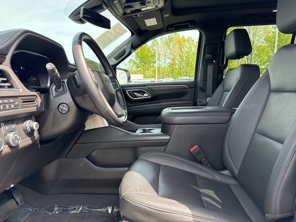 Used 2022 Chevrolet Tahoe Z71 w/ Luxury Package image 9