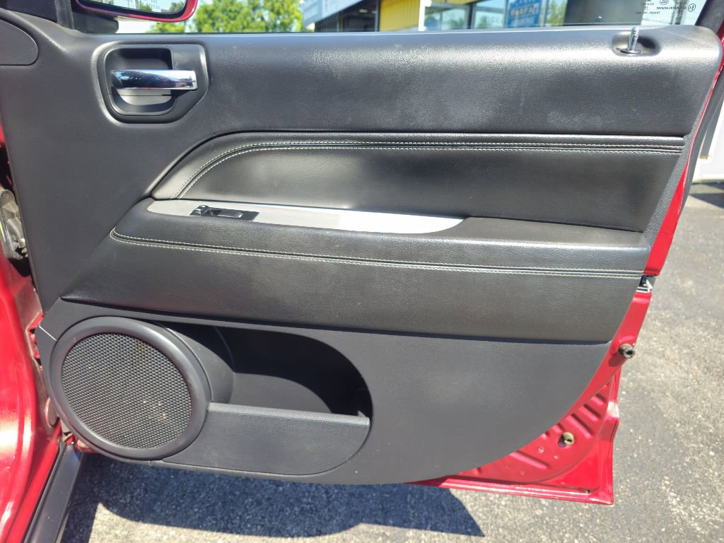 Used 2017 Jeep Compass High Altitude image 52