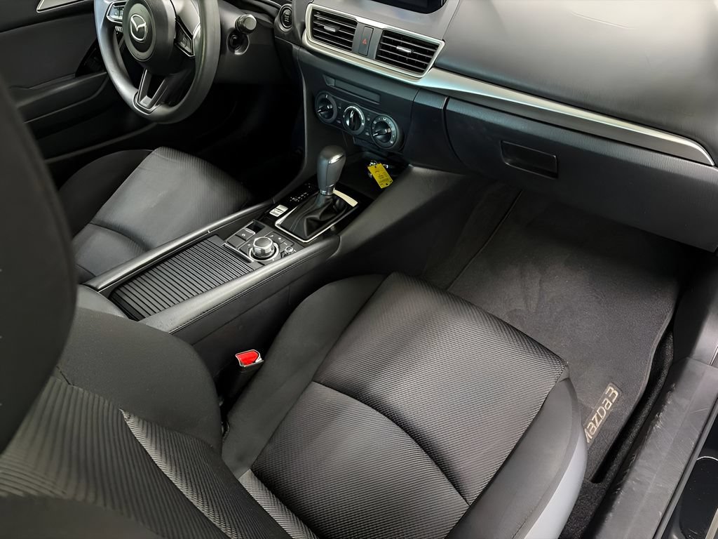 Used 2018 MAZDA MAZDA3 Sport FWD image 11