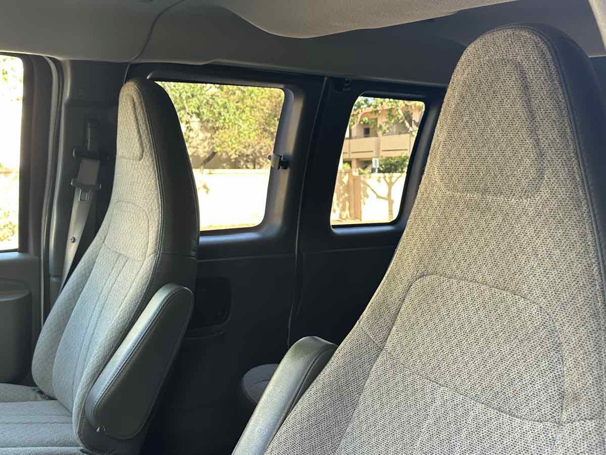 Used 2018 Chevrolet Express 3500 LT w/ LT Preferred Equipment Group RWD image 12